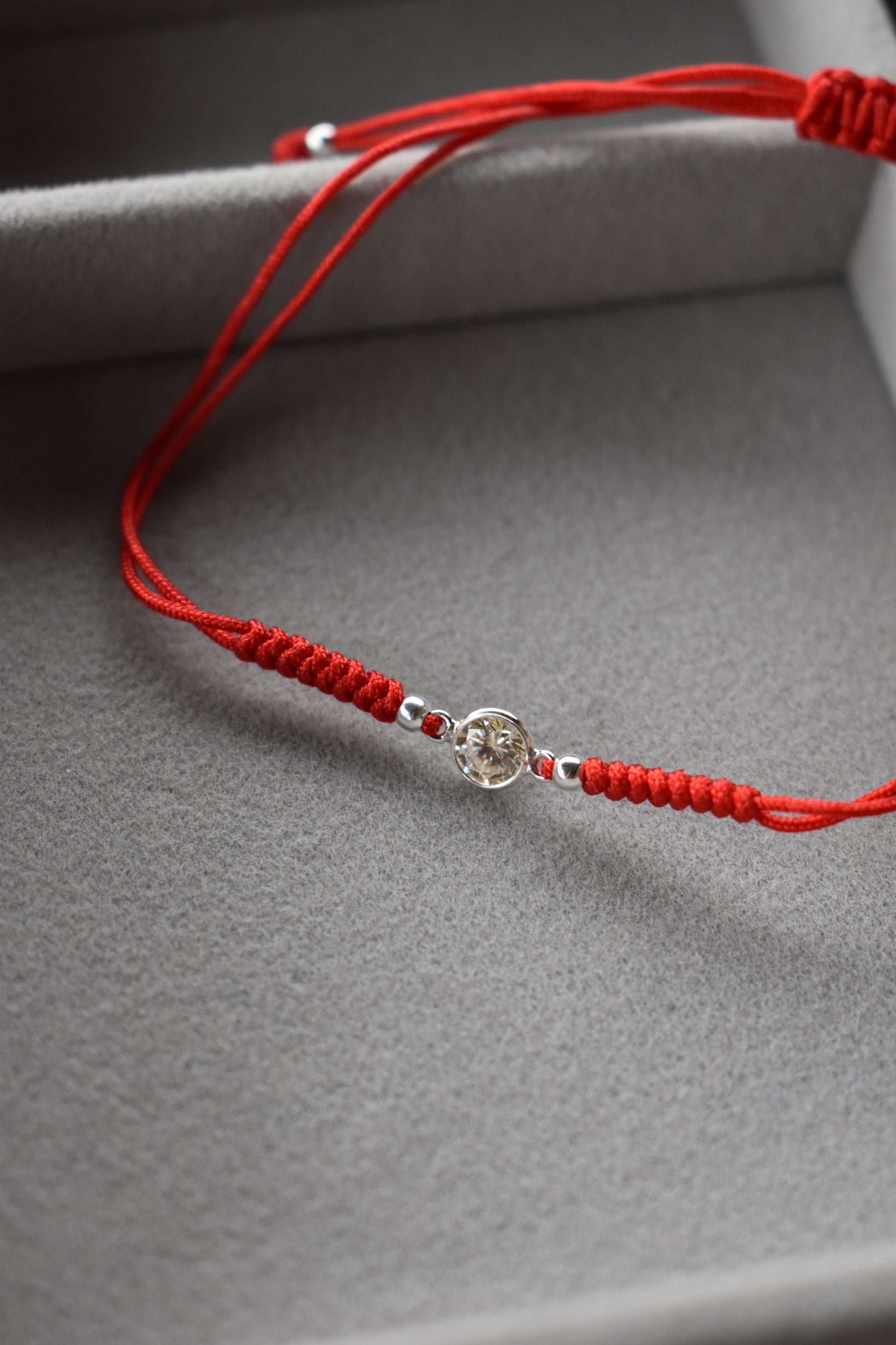 Pulsera Amuleto Carmín