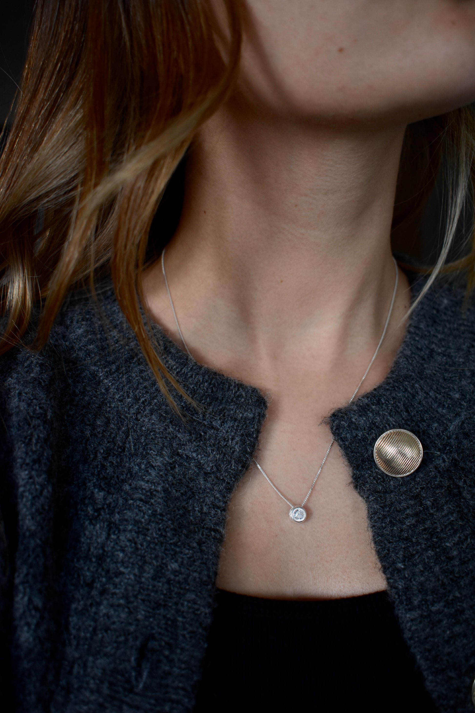 Collar Punto de luz
