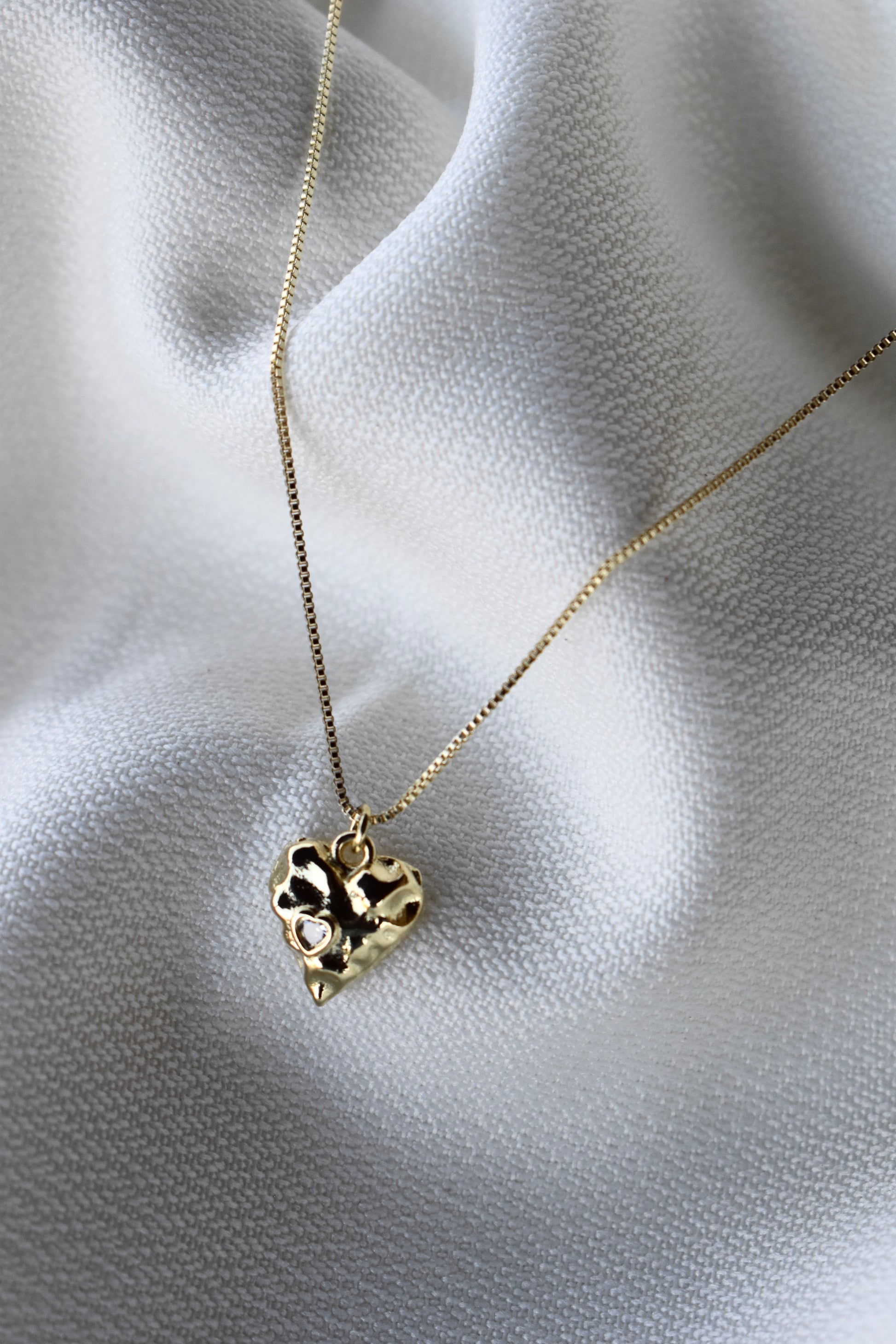 Collar Corazón Radiante