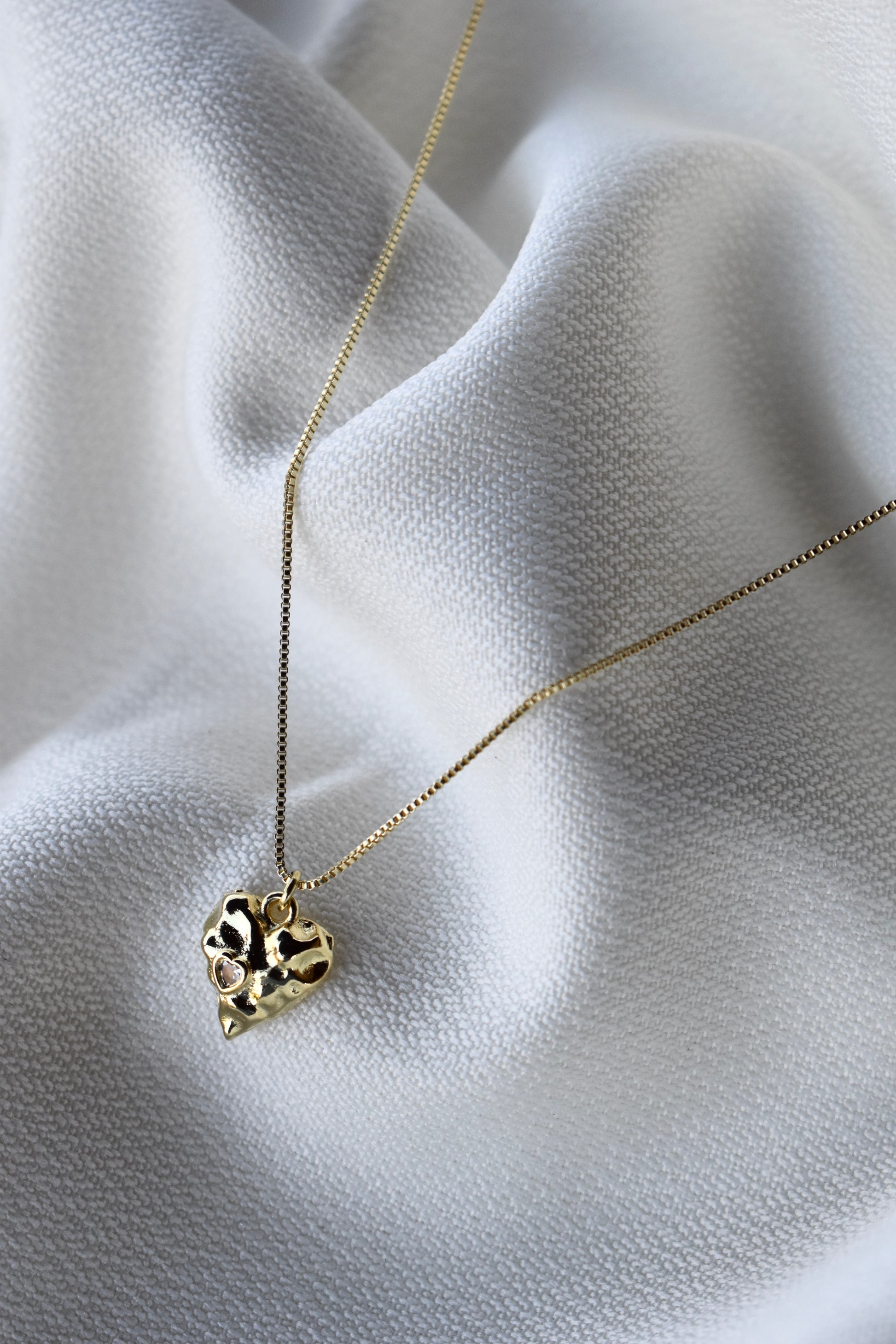 Collar Corazón Radiante